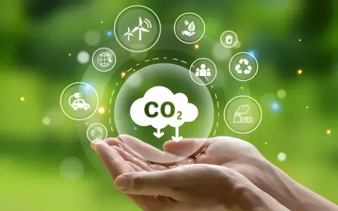 Wskaźnik emisji CO2: Obliczanie dla firm, KOBiZE i raportowanie ESG